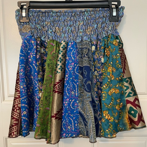 Women’s Silk Patchwork Multicolored Mini Skirt/Skort One Size - Picture 6 of 8